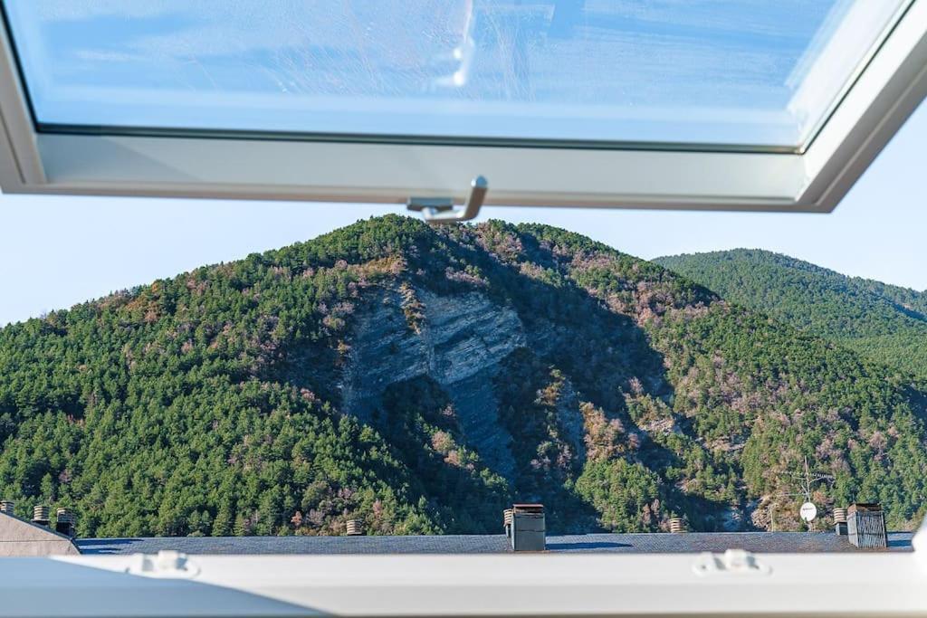 El Ventanal De Collarada Daire Villanúa Dış mekan fotoğraf